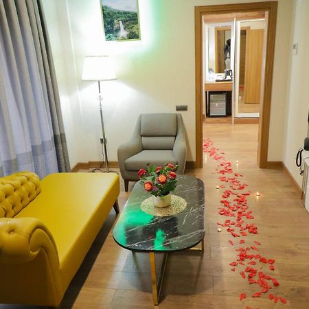 Yaoundé United Hotel International מראה חיצוני תמונה