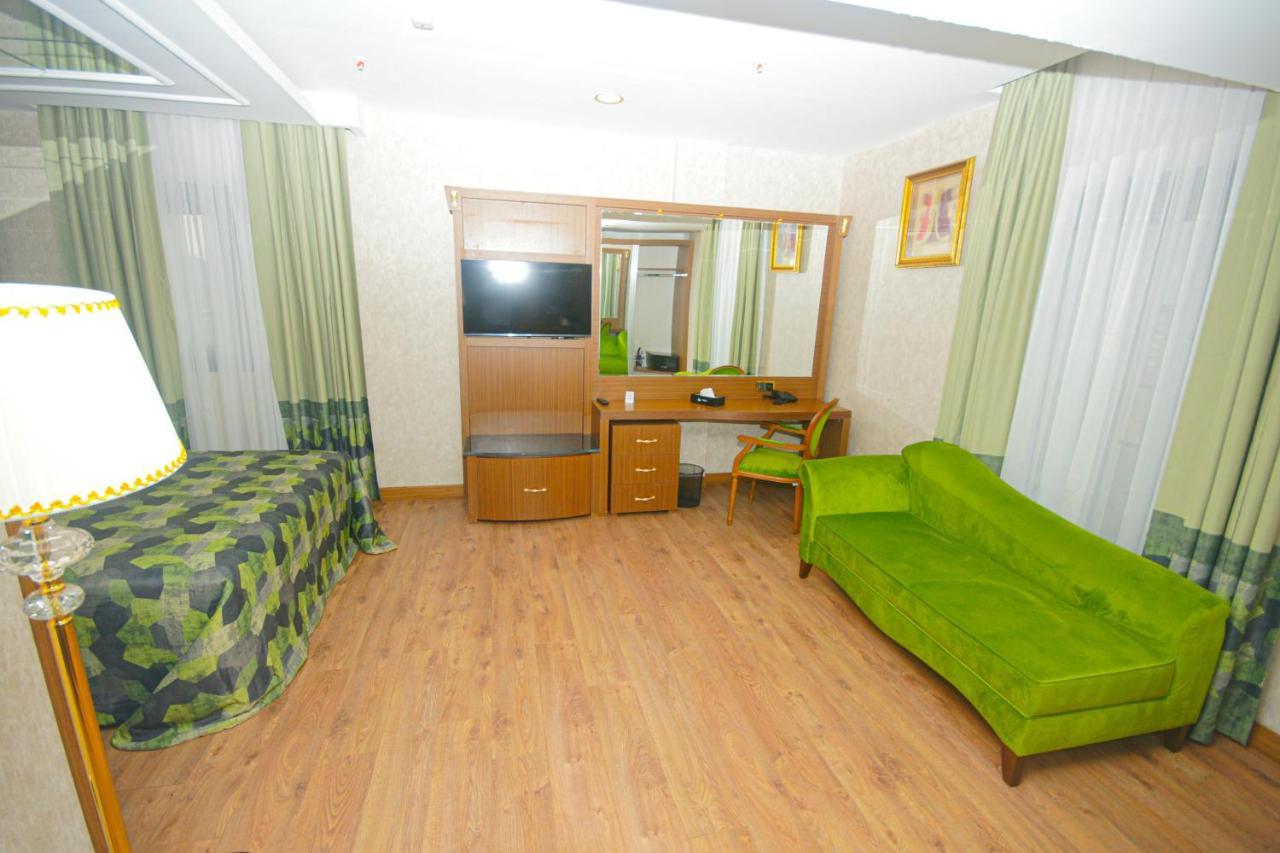 Yaoundé United Hotel International מראה חיצוני תמונה