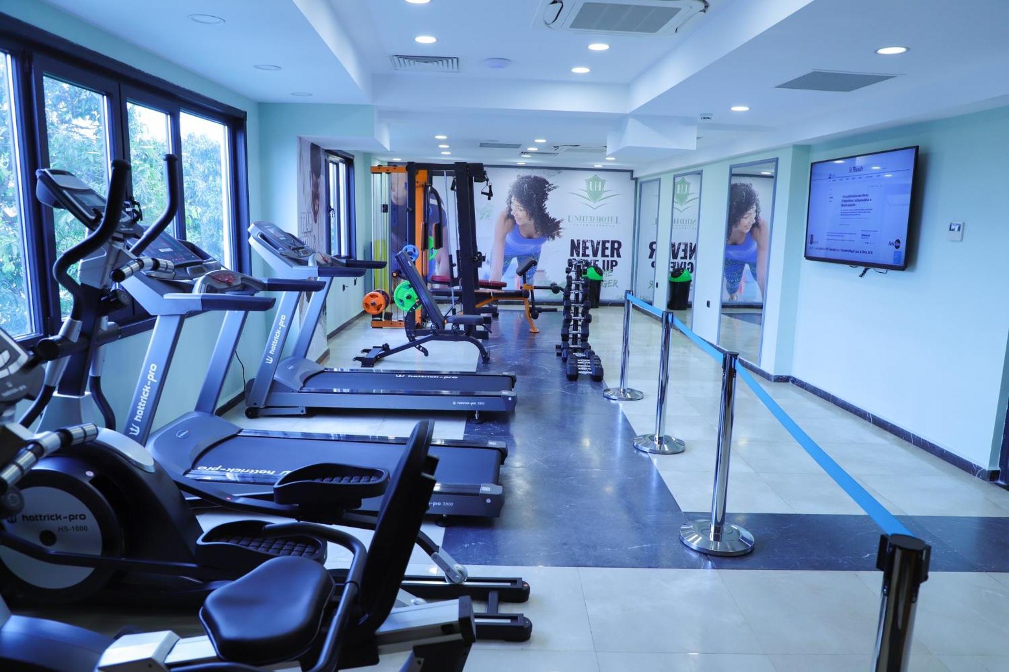Yaoundé United Hotel International מראה חיצוני תמונה