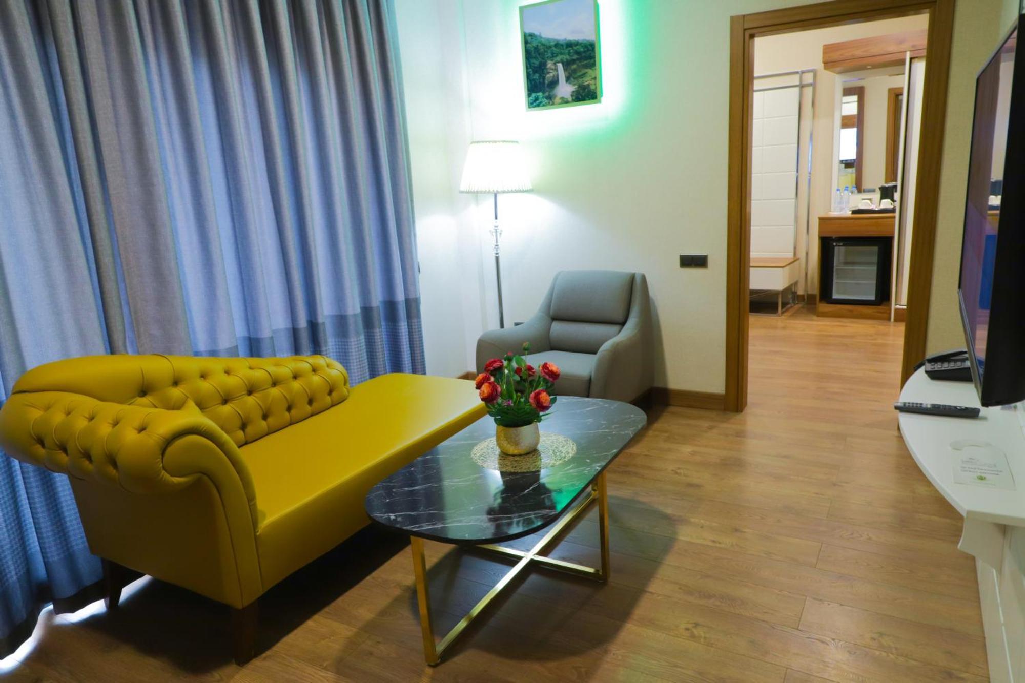 Yaoundé United Hotel International מראה חיצוני תמונה